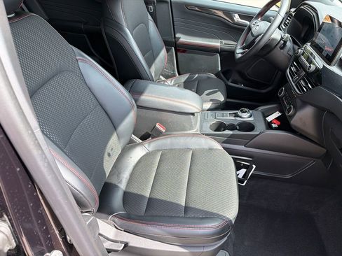 Used 2026 Ford Escape ST-Line FWD image 13