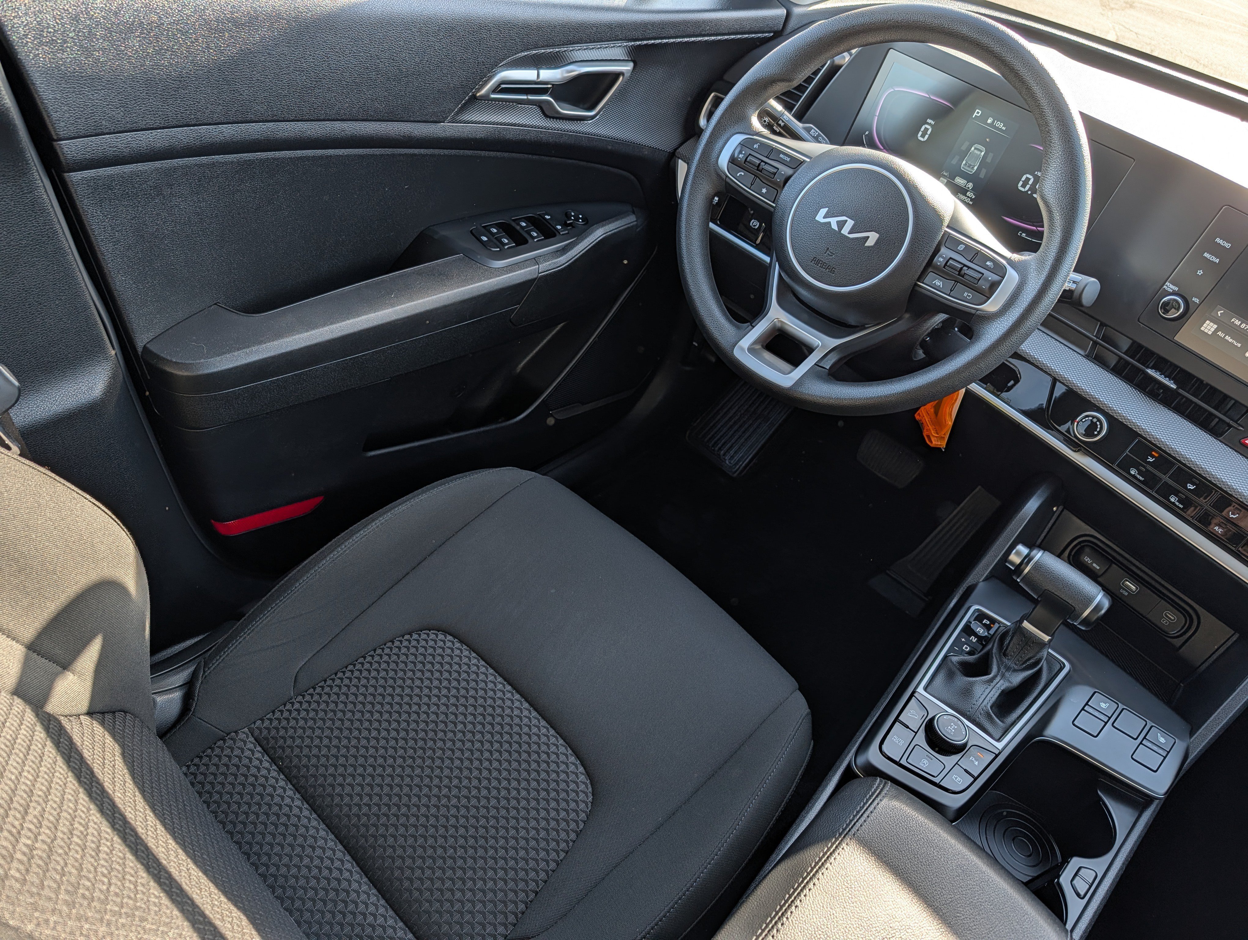 Certified 2024 Kia Sportage LX AWD/4WD image 9