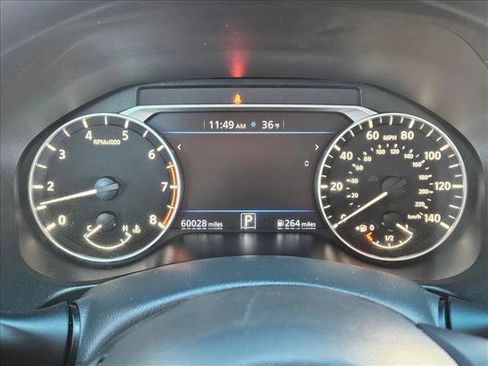 Used 2024 Nissan Altima 2.5 SV image 11