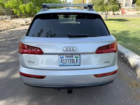Used 2019 Audi Q5 2.0T Premium Plus w/ Premium Plus Package AWD/4WD image 4