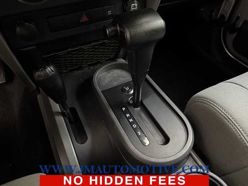 Used 2009 Jeep Wrangler Sahara w/ Dual Top Group AWD/4WD image 26