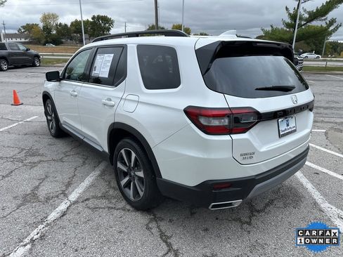 Used 2025 Honda Pilot Touring image 23
