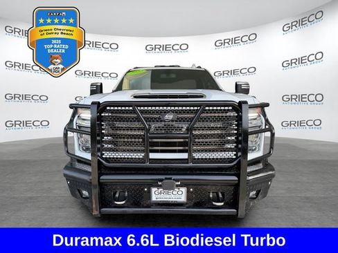 Used 2022 Chevrolet Silverado 3500 High Country AWD/4WD image 2