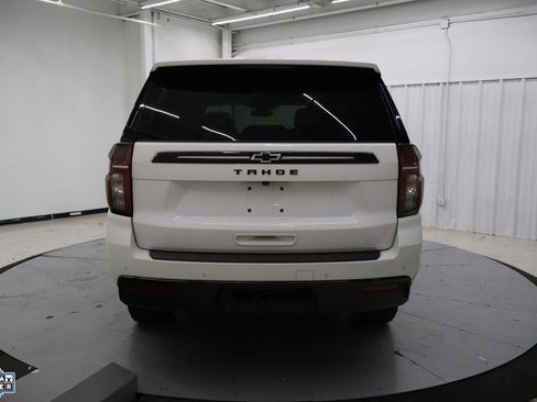 Used 2024 Chevrolet Tahoe Z71 w/ Luxury Package AWD/4WD image 6