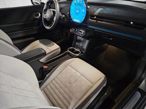 Certified 2025 MINI Cooper S image 20