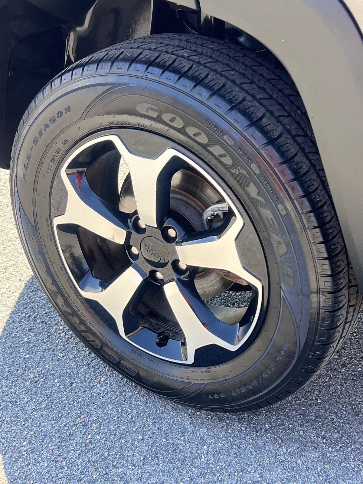 Used 2021 Jeep Renegade Trailhawk AWD/4WD image 15