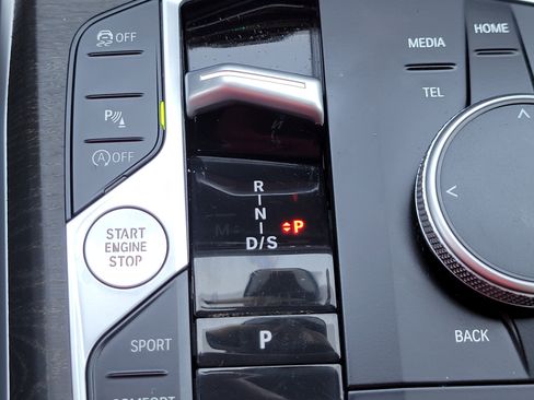 Used 2024 BMW 330i xDrive Sedan image 25