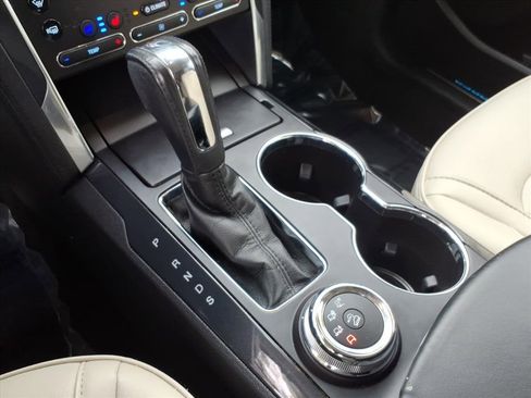 Used 2018 Ford Explorer Platinum image 14