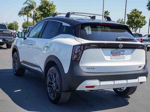 New 2026 Nissan Kicks SR image 5