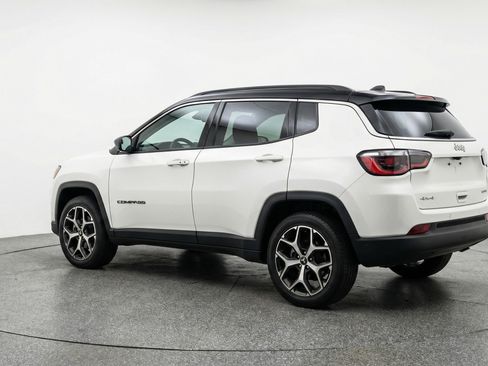 Used 2025 Jeep Compass Limited AWD/4WD image 6