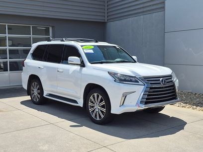 Used 2017 Lexus LX 570 4WD w/ Luxury Package