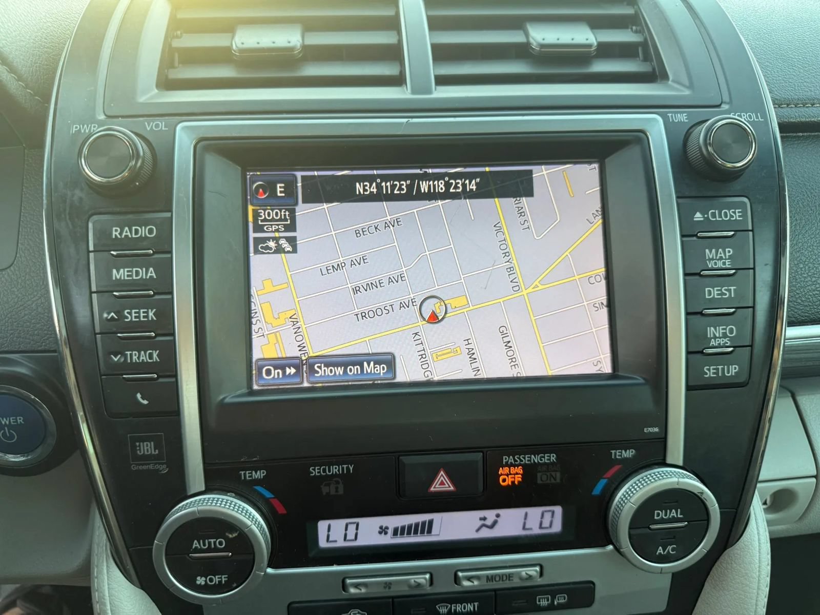 Used 2013 Toyota Camry XLE w/ Leather Pkg FWD image 18