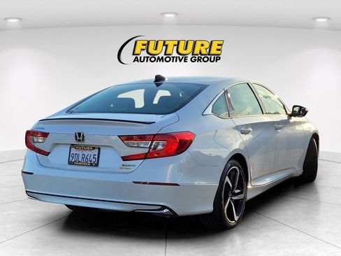 Used 2022 Honda Accord Sport image 4