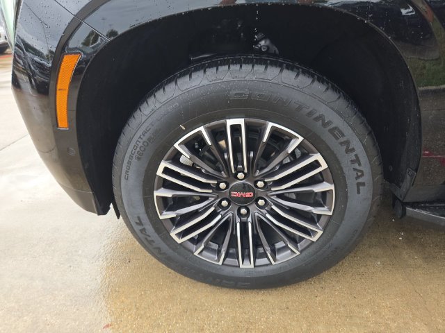Used 2026 GMC Yukon Elevation RWD image 31