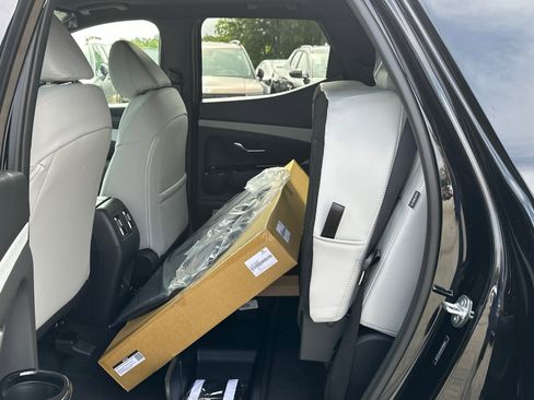 New 2025 Hyundai Santa Cruz SEL image 15