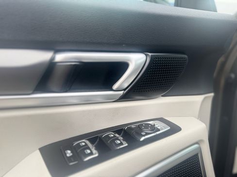 Used 2020 Kia Telluride S w/ S 8 Passenger Seating Package image 33