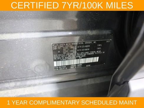 Used 2021 Toyota RAV4 XLE Premium AWD/4WD image 31