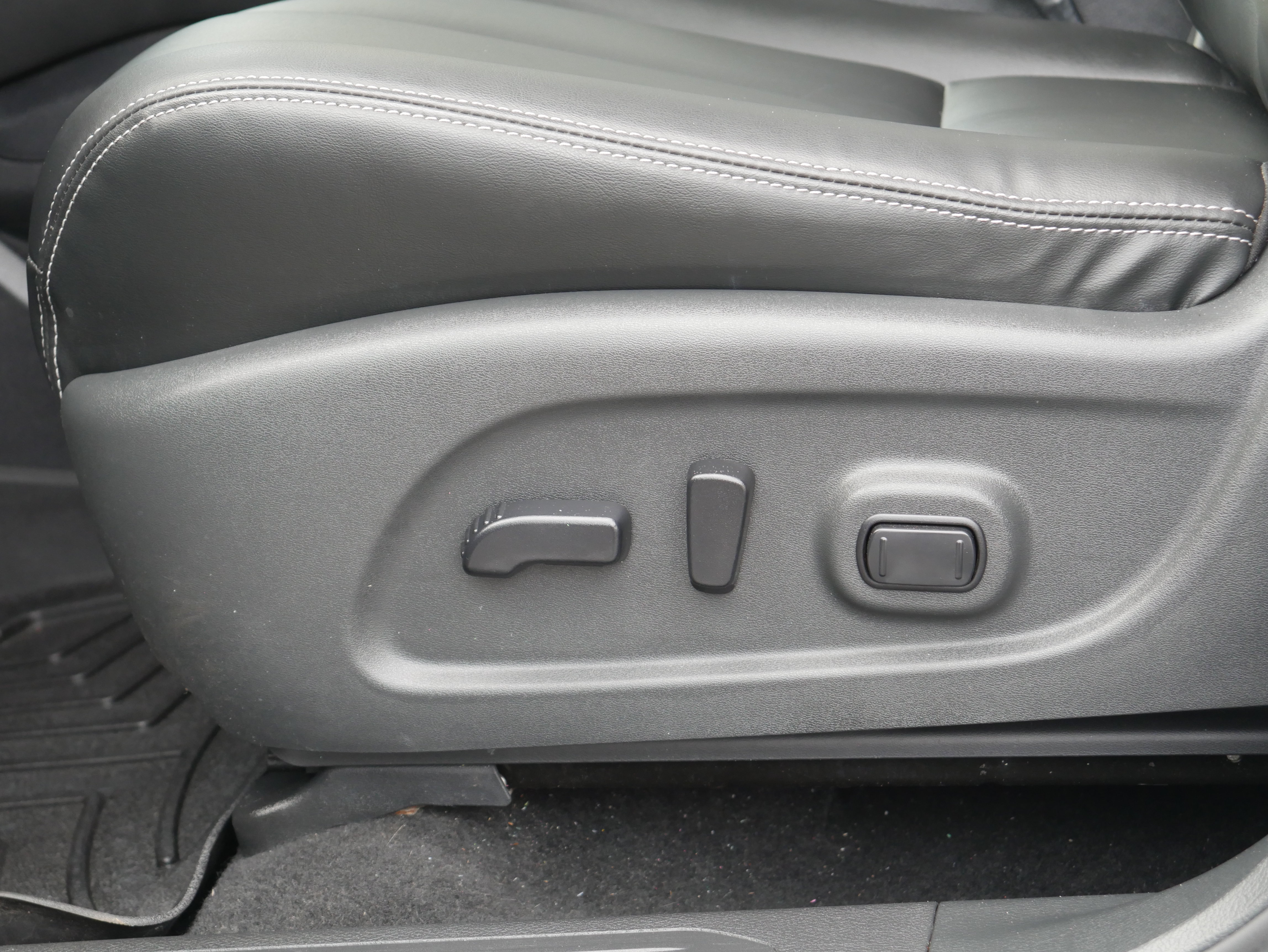 Used 2023 Nissan Murano SV w/ SV Midnight Edition Package AWD/4WD image 13