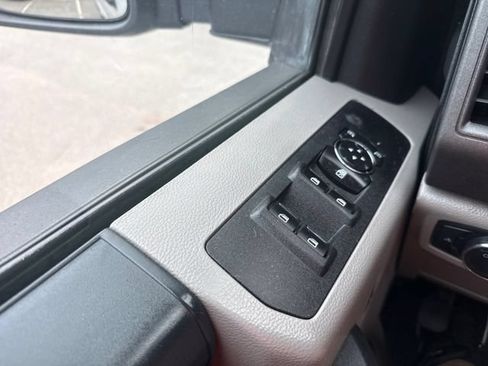 Used 2017 Ford F250 XL w/ Power Equipment Group AWD/4WD image 28