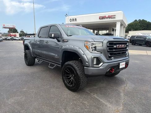 Used 2020 GMC Sierra 1500 AT4 w/ AT4 Premium Package AWD/4WD image 4