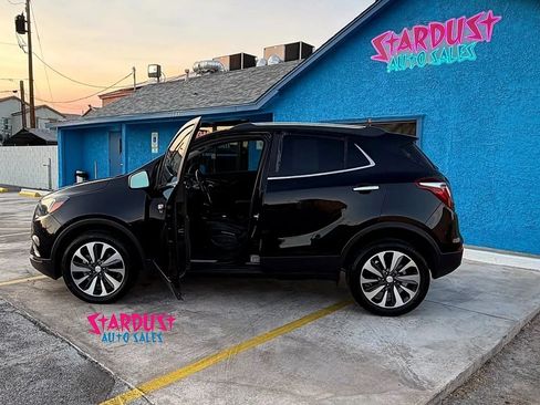 Used 2021 Buick Encore Preferred AWD/4WD image 10