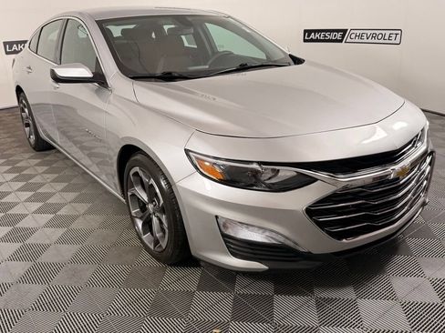 Used 2022 Chevrolet Malibu LT FWD image 8