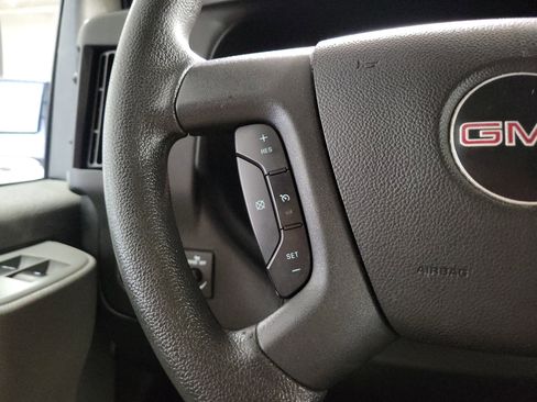 Used 2017 GMC Savana 2500 RWD image 25