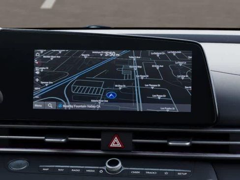 New 2025 Hyundai Elantra SEL image 20