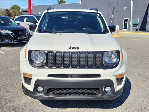 Used 2023 Jeep Renegade Altitude image 6