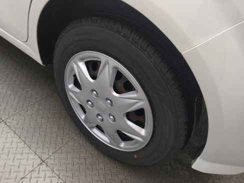 Used 2019 Chevrolet Sonic LT FWD image 31