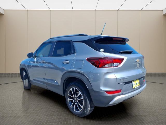 Used 2024 Chevrolet TrailBlazer LT FWD image 12