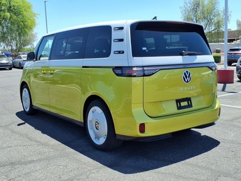 New 2025 Volkswagen ID. Buzz 1st Edition AWD/4WD image 3