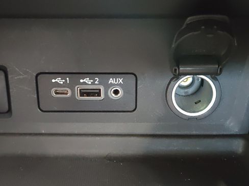 Used 2024 Nissan Sentra SV FWD image 20