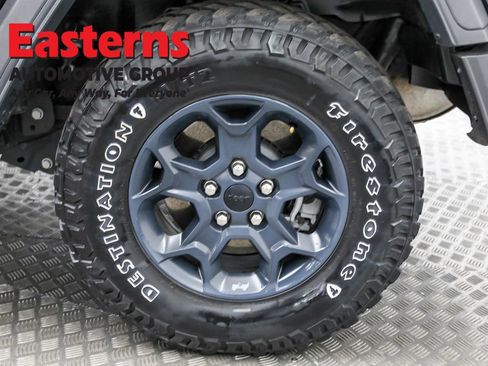 Used 2023 Jeep Wrangler Unlimited w/ 8.4" Radio Group image 33