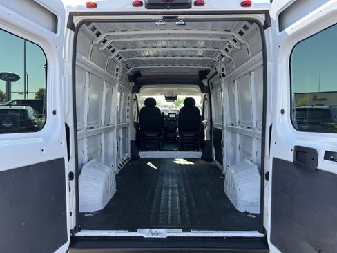 Used 2022 RAM ProMaster 2500 FWD image 31