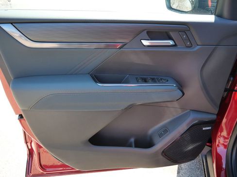 New 2026 GMC Acadia AT4 w/ Luxury Package AWD/4WD image 36