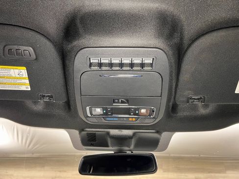 Used 2023 Ford F350 Platinum image 20