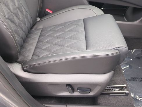 New 2026 Nissan Rogue Platinum w/ Platinum Premium Package AWD/4WD image 42