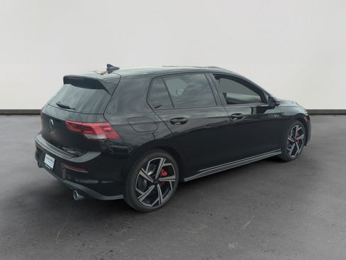 New 2025 Volkswagen Golf SE image 5