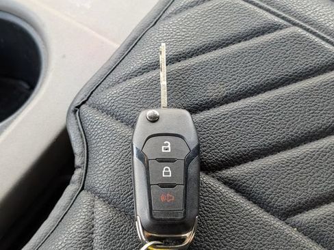 Used 2019 Ford F150 XLT AWD/4WD image 28
