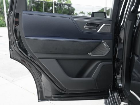 Certified 2026 INFINITI QX80 4WD image 29