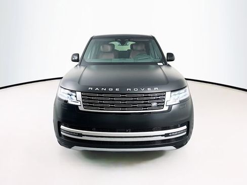 New 2026 Land Rover Range Rover Long Wheelbase Autobiography image 2