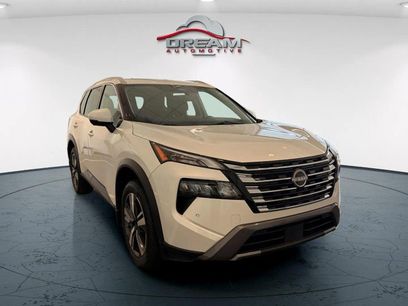 Used 2025 Nissan Rogue SL w/ SL Premium Package