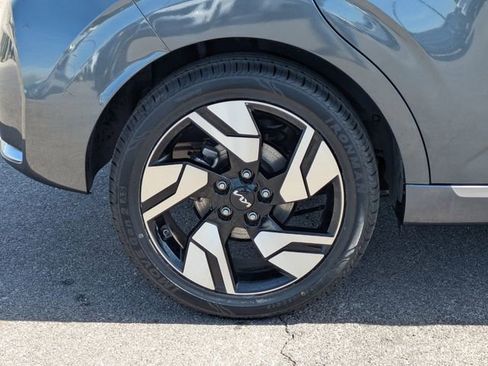 Certified 2023 Kia Soul GT-Line FWD image 9