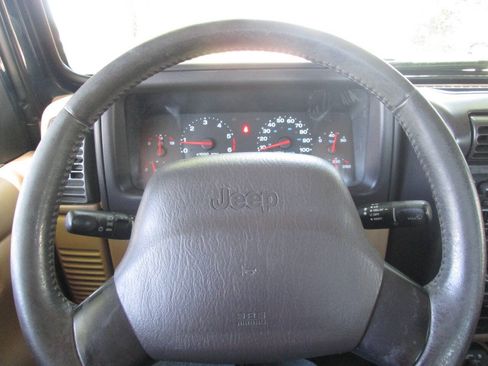 Used 2002 Jeep Wrangler SE AWD/4WD image 17
