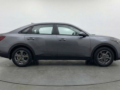 Used 2025 Kia K4 FWD image 8
