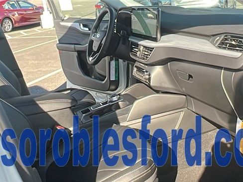 New 2025 Ford Escape SE w/ PHEV Premium Package image 11