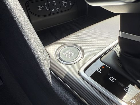 New 2026 Kia Sportage SX image 29