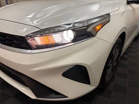 Certified 2024 Kia Forte LXS FWD image 9