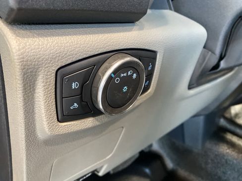 Certified 2022 Ford F350 XL w/ Power Equipment Group image 18